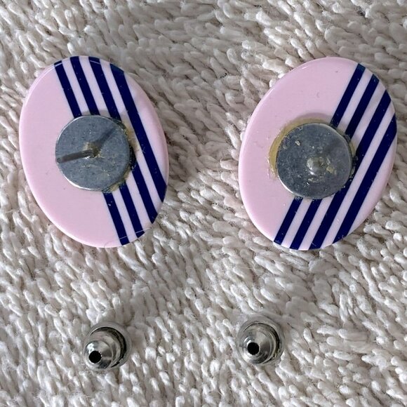 Vintage Earrings Light Pink Oval Earrings With Navy Blue Stripes - Picture 2 of 6